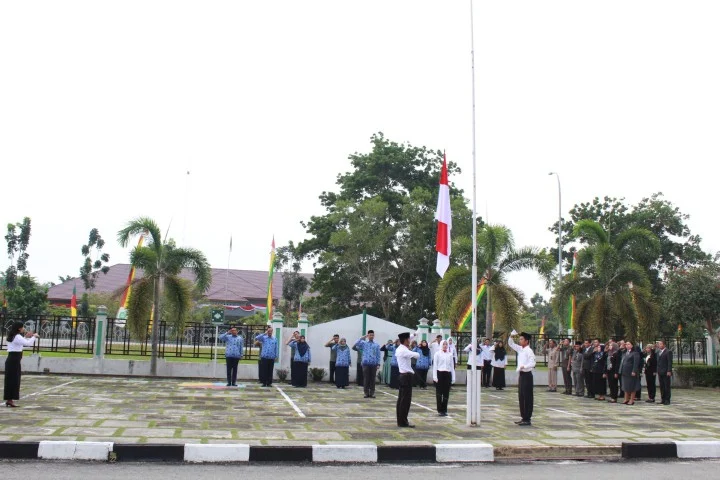 Upacara Bendera Memperingati Hari Ulang Tahun Kemerdekaan Republik Indonesia Ke-73