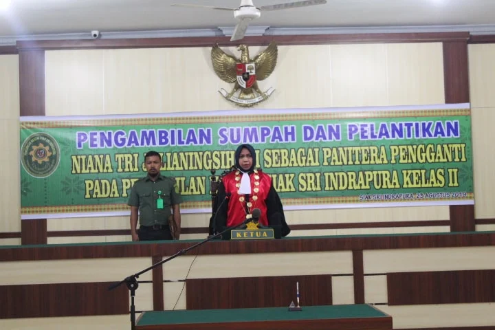 Pengambilan Sumpah Jabatan Dan Pelantikan Panitera Pengganti Pengadilan Negeri Siak Sri Indrapura Kelas II