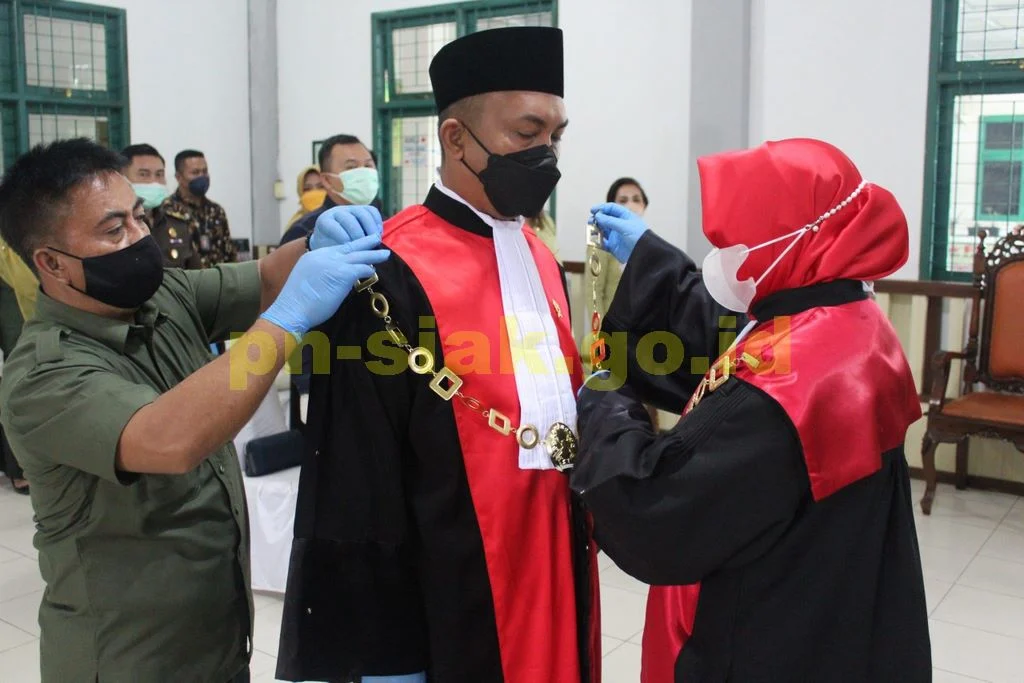 Pengambilan Sumpah Jabatan dan Pelantikan Wakil Ketua Pengadilan Negeri Siak Sri Indrapura