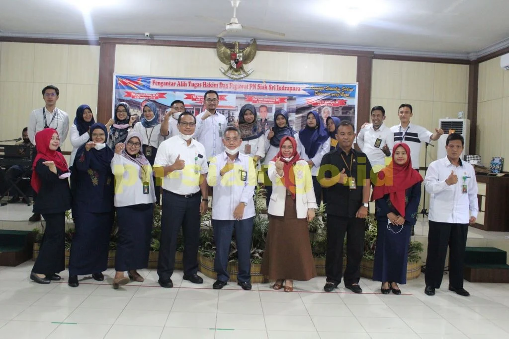 Pengantar Alih Tugas Hakim dan Pegawai Pengadilan Negeri Siak Sri Indrapura