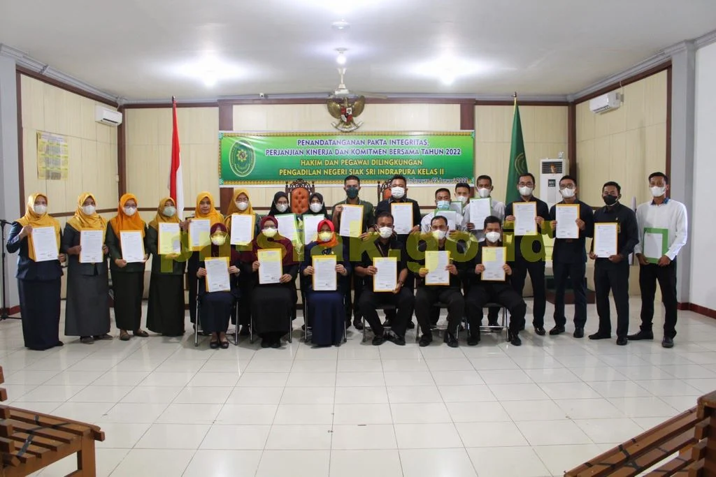 PENANDATANGANAN PAKTA INTEGRITAS, PERJANJIAN KINERJA DAN KOMITMEN BERSAMA TAHUN 2022