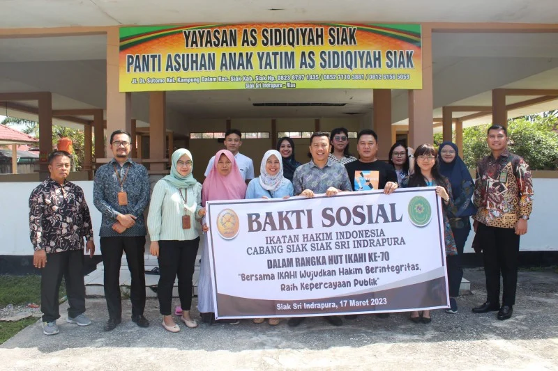 Bakti Sosial ke Panti Asuhan Anak Yatim As Sidiqyah Siak