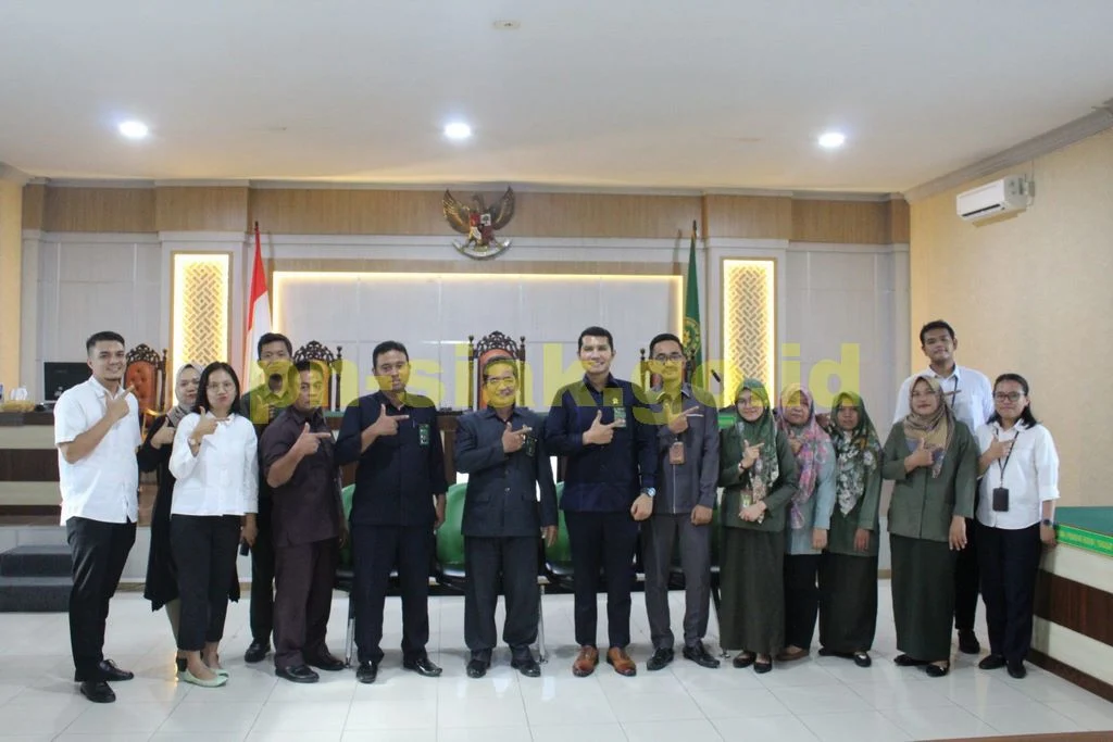 Pembinaan oleh Pengadilan Tinggi Riau kepada Pengadilan Negeri Siak Sri Indrapura