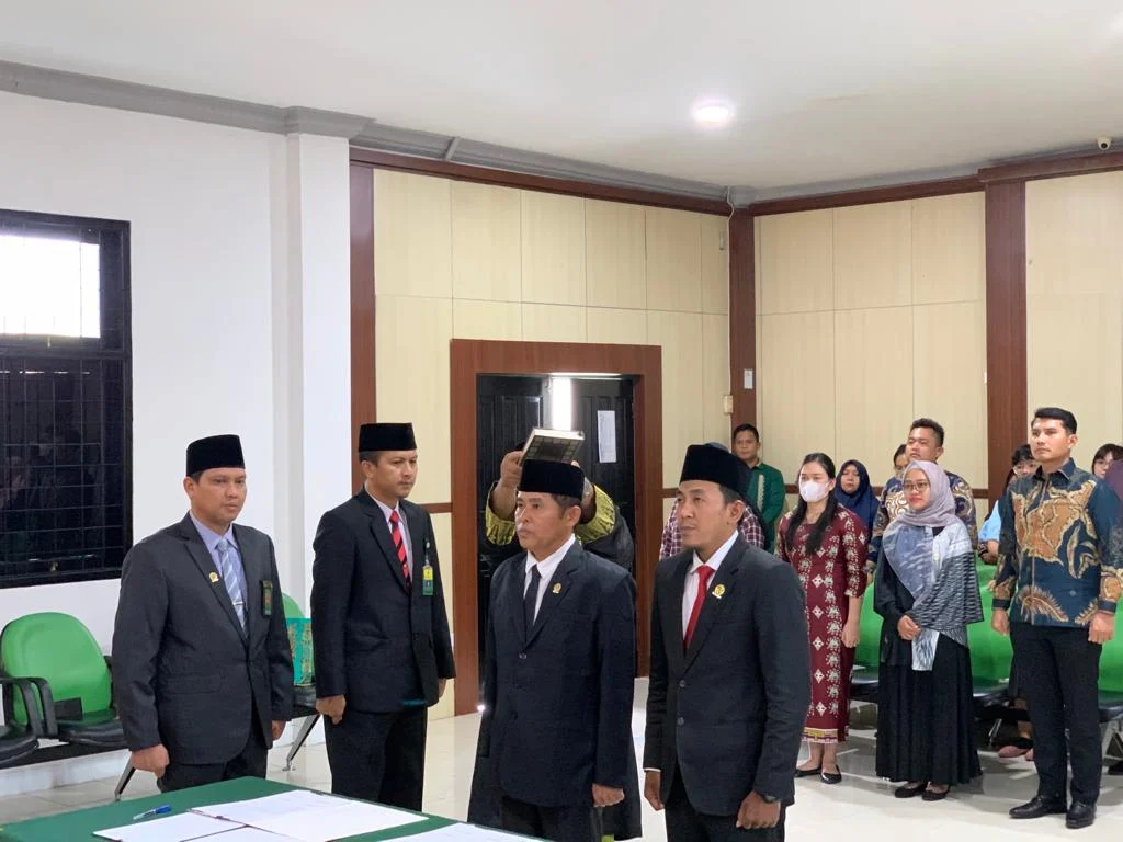 Pengadilan Negeri Siak Sri Indrapura melaksanakan Pelantikan dan Pengambilan Sumpah Jabatan Panitera Muda Pidana dan Panitera Muda Perdata