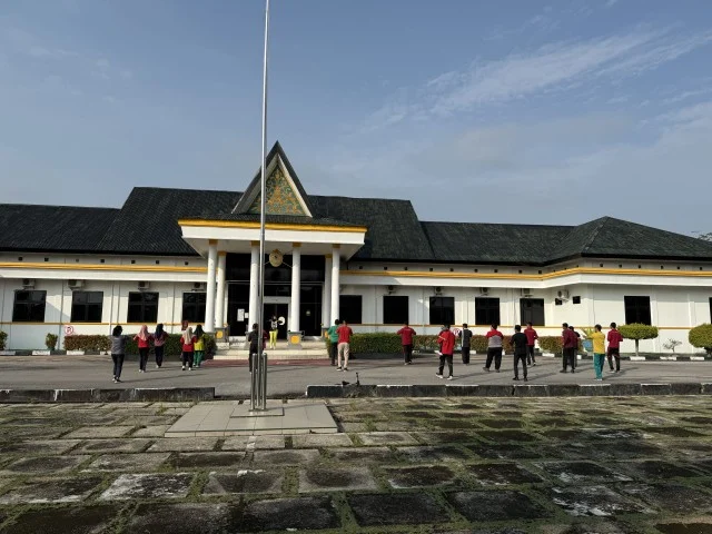 Senam Jumat Pagi — foto 5