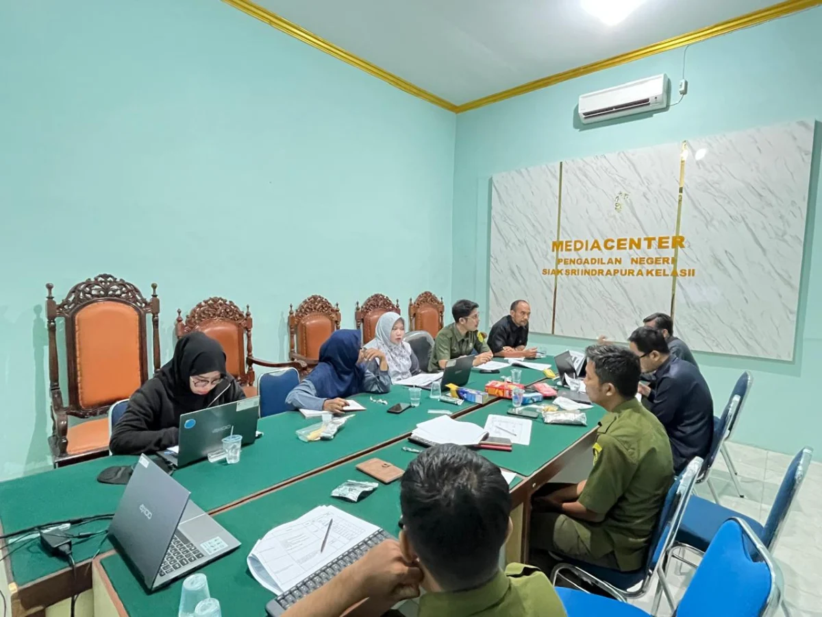 Rapat Berjenjang Bidang Kesekretariatan