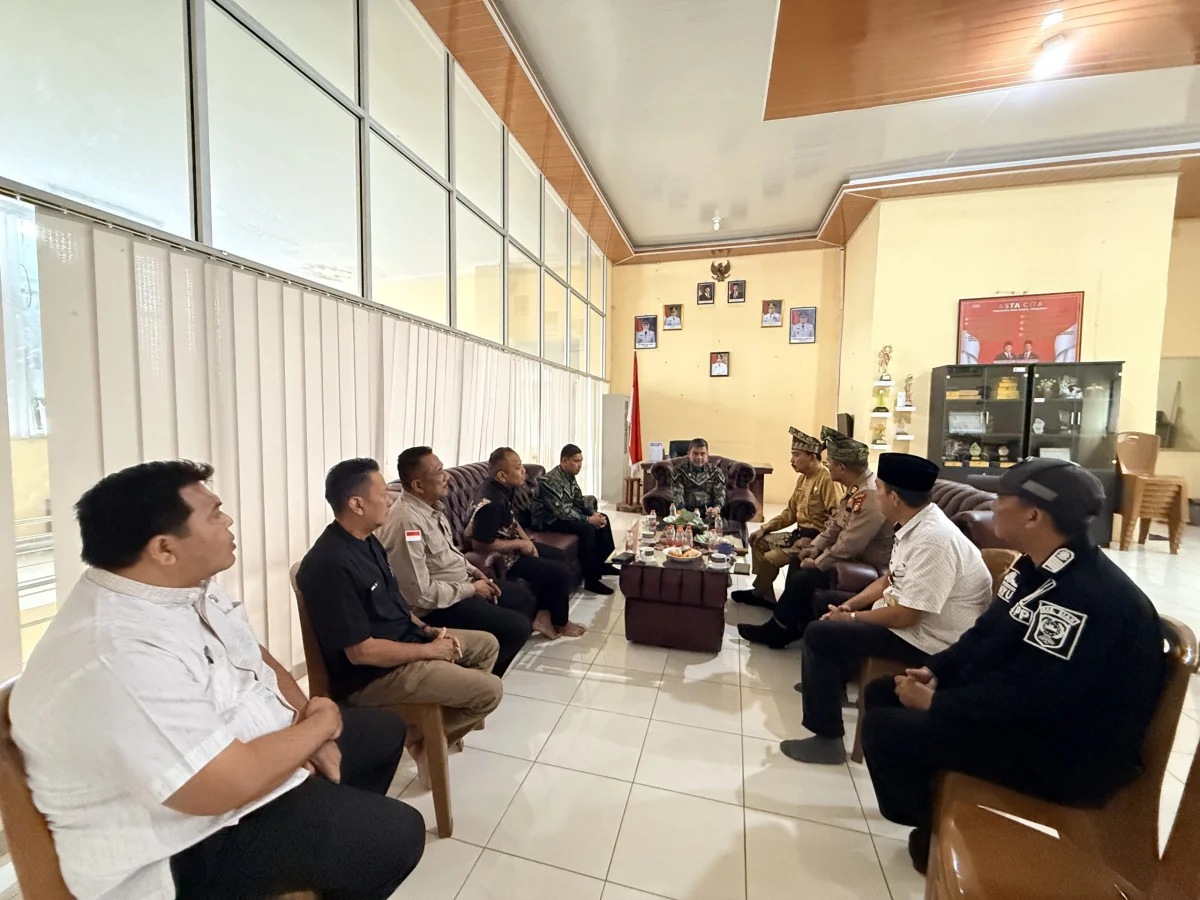 Dekatkan Pelayanan Bagi Masyarakat, Ketua PN Siak Koordinasi Dengan Camat dan Polsek Kandis Terkait Sidang Keliling