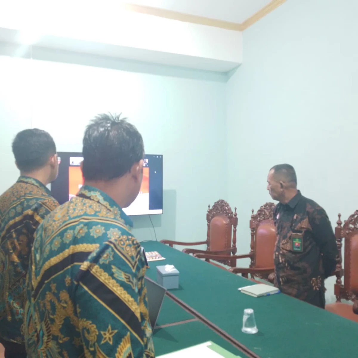 Pengadilan Negeri Siak Mengikuti Penandatanganan Perjanjian Kerja Sama Pelaksanaan Persidangan Pidana Secara Elektronik