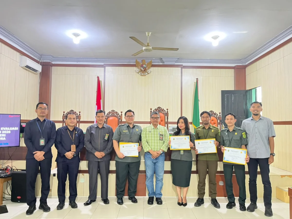PN Siak Sri Indrapura Berikan Penghargaan kepada Pegawai Berprestasi Periode Triwulan II Tahun 2026